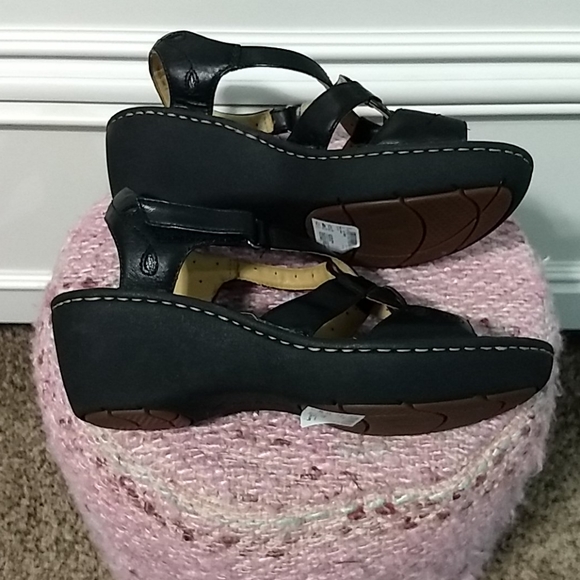 Clarks black leather sandals - Picture 3 of 10